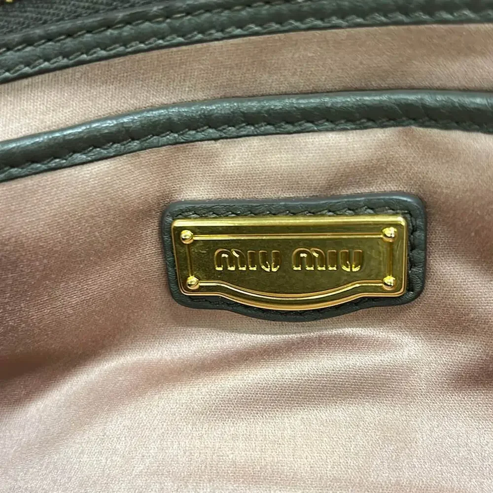 Miu Miu Vitter Carib Handbag Light gray